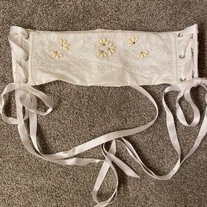 Victoria’s Secret garter